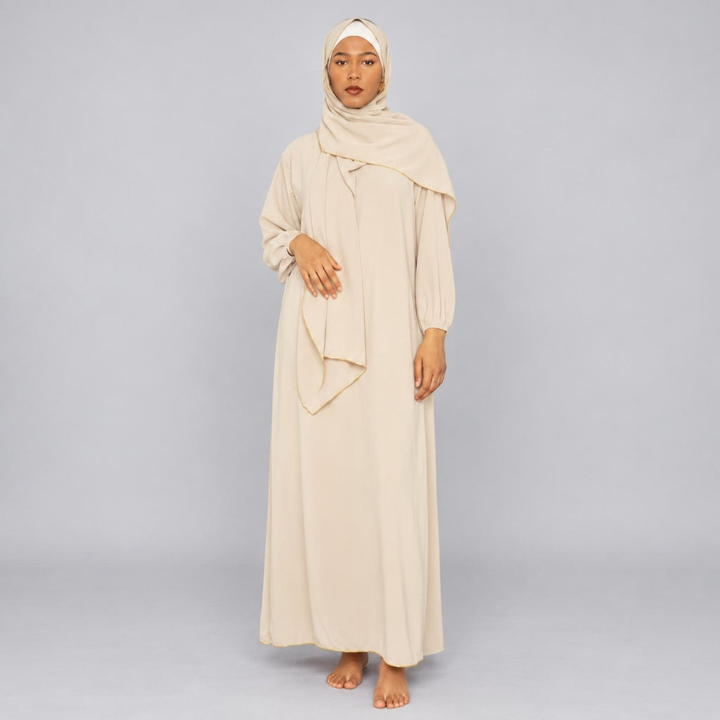 Abaya grandes tailles beige avec châle Modèle Camila - vue 4