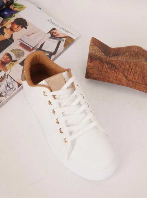Baskets femme grandes pointures montantes Modèle Mexico