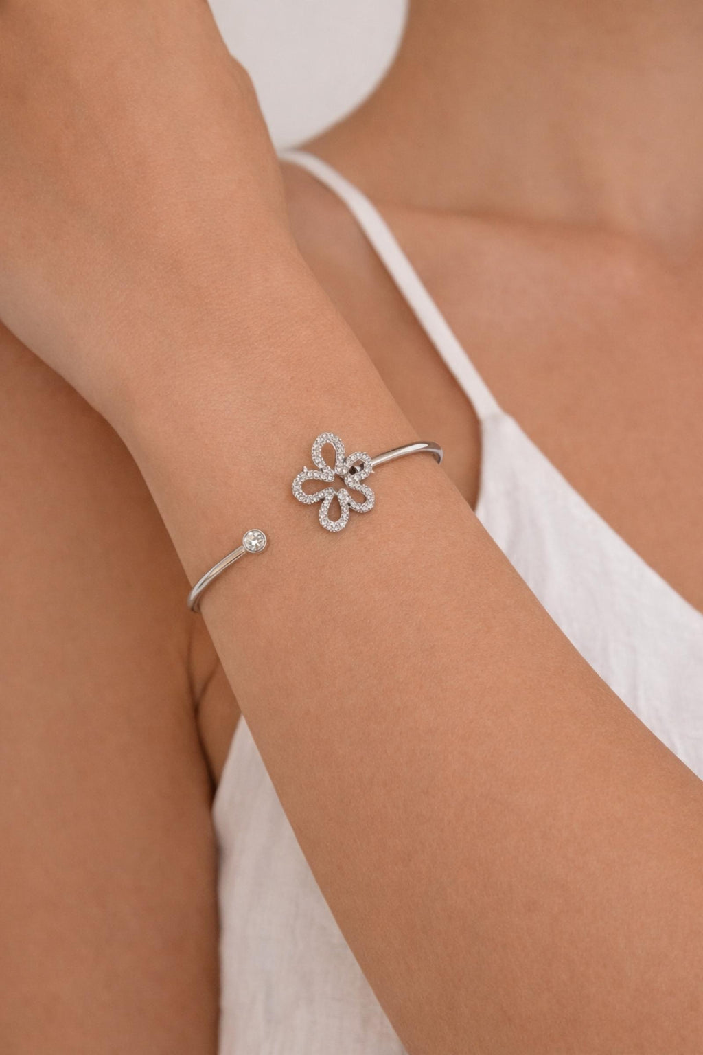 Bracelet Fleur Argentée acier inoxydable