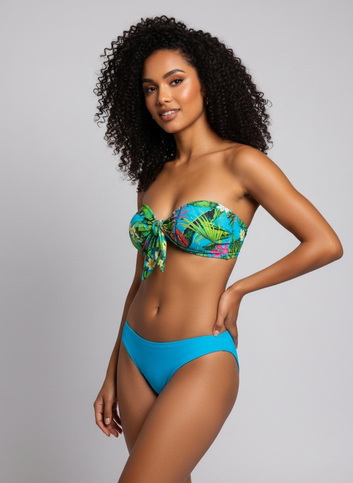 Ensemble 3 pièces bikini et pantalon transparent bleu Modèle Mai-Li - vue 2