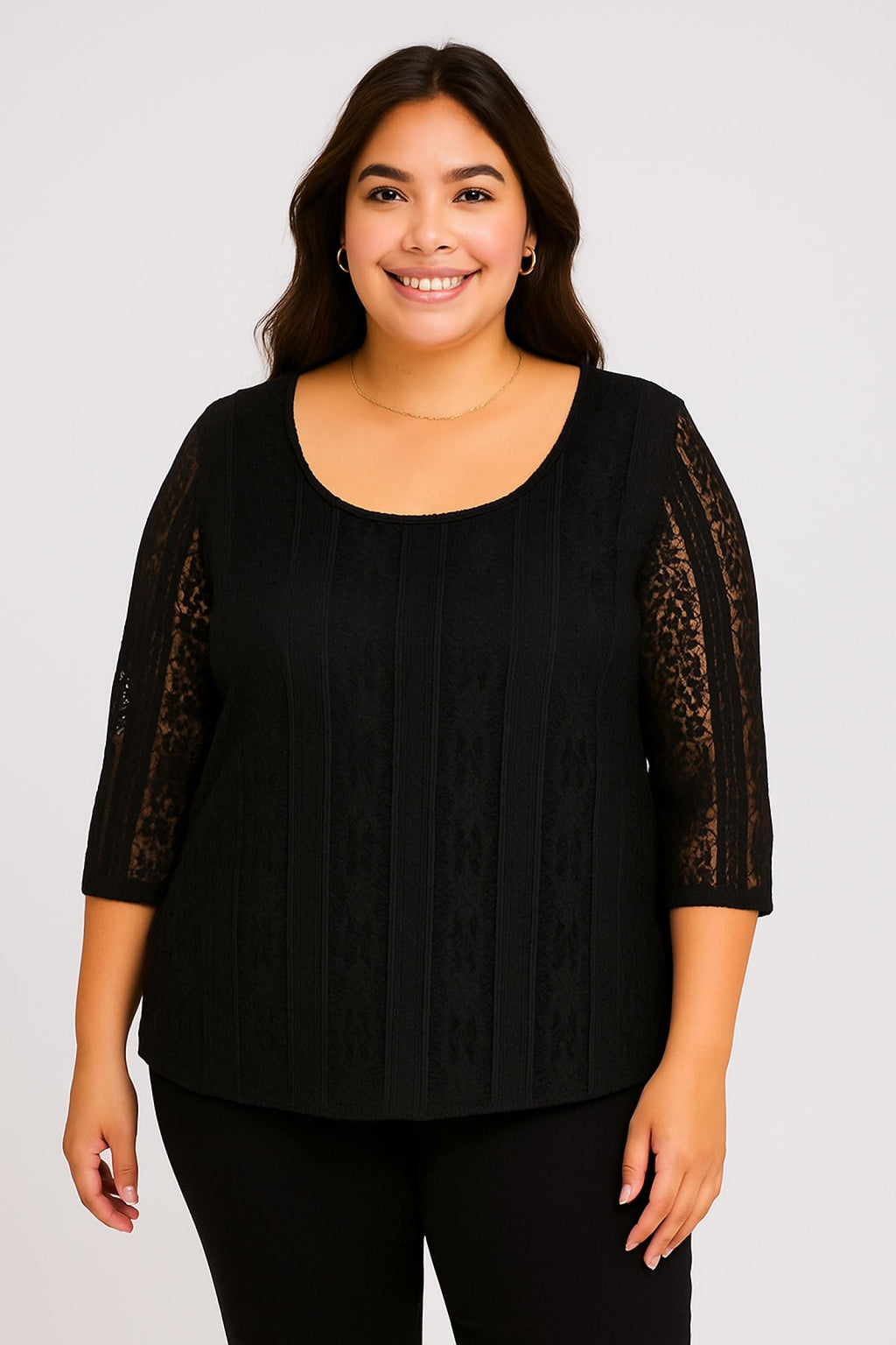 Haut en dentelle noir manches trois-quarts Modèle Elyra