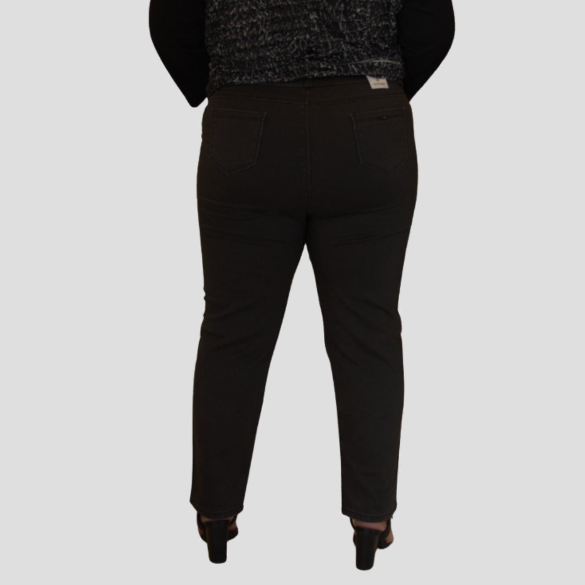 Jean femme grandes tailles broderies florales Modèle Séville - vue 2
