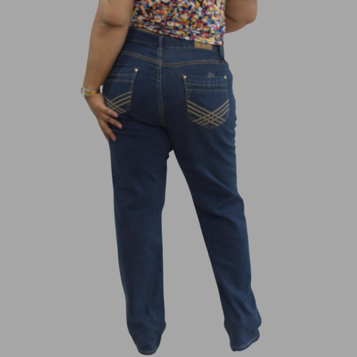 Jean femme grandes tailles surpiqûres contrastées Modèle Berlin - vue 2