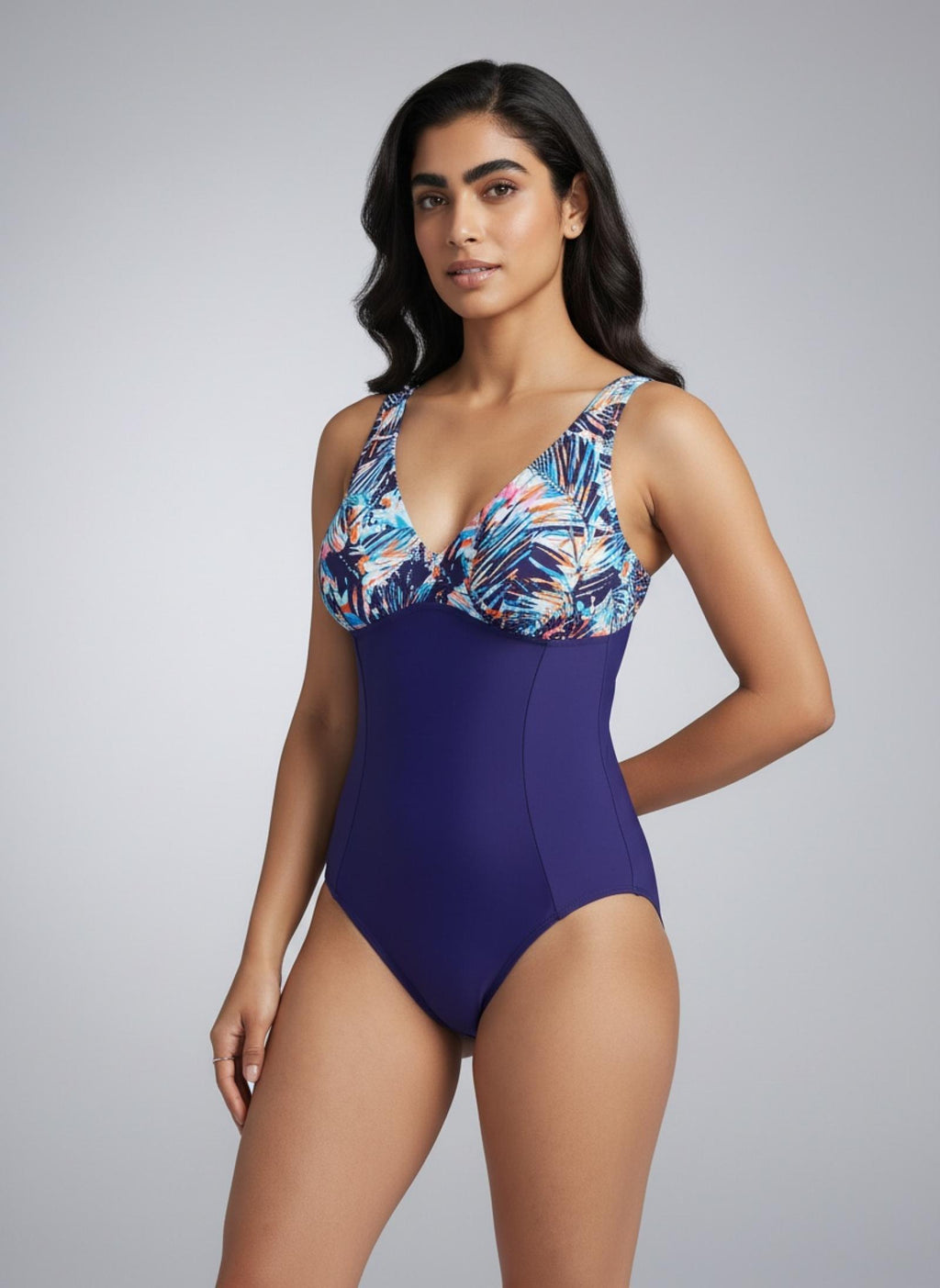 Maillot de bain une pièce col V imprimé Modèle Chioma