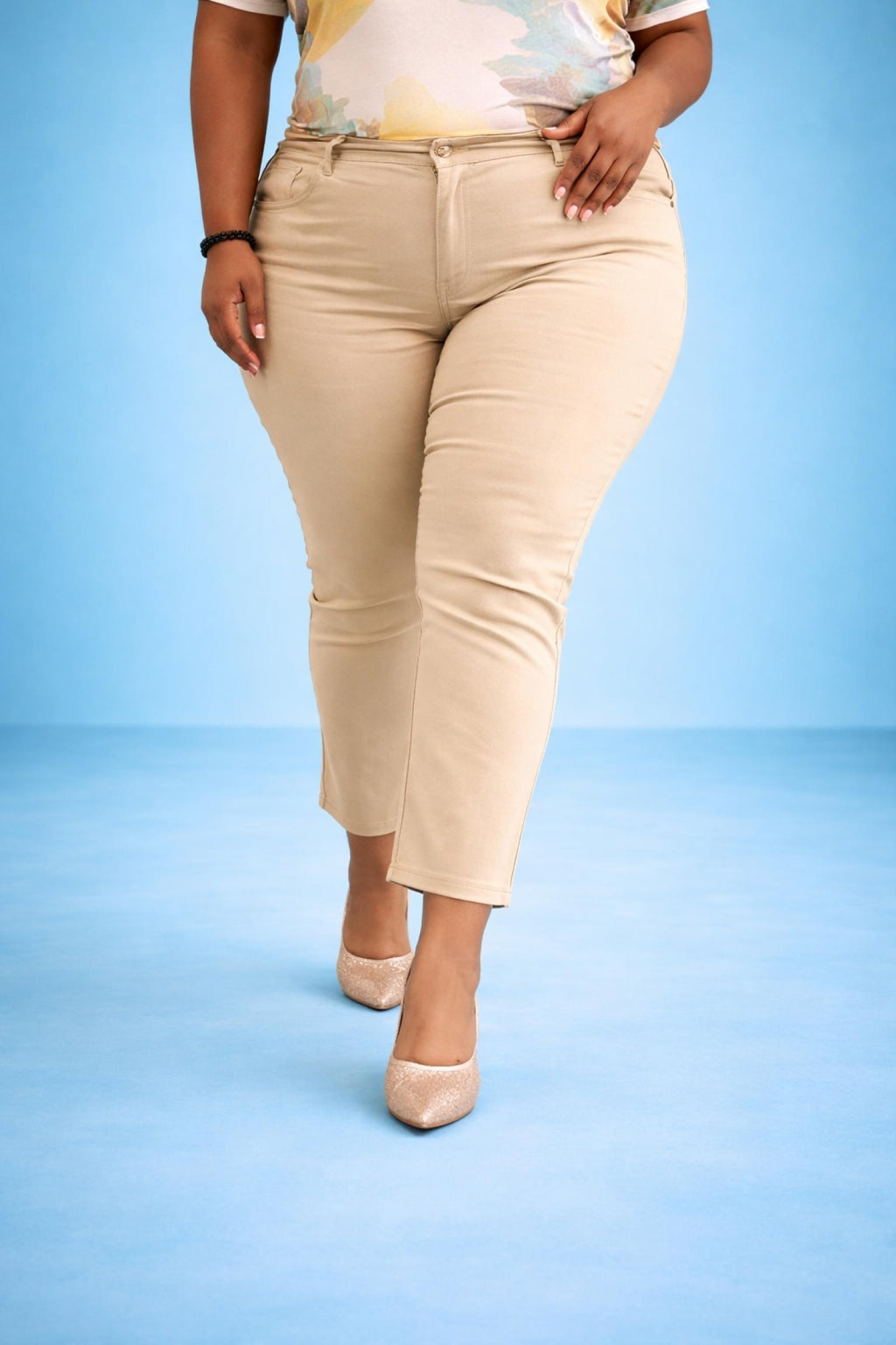 Pantacourt beige coupe ajustée Modèle Manon