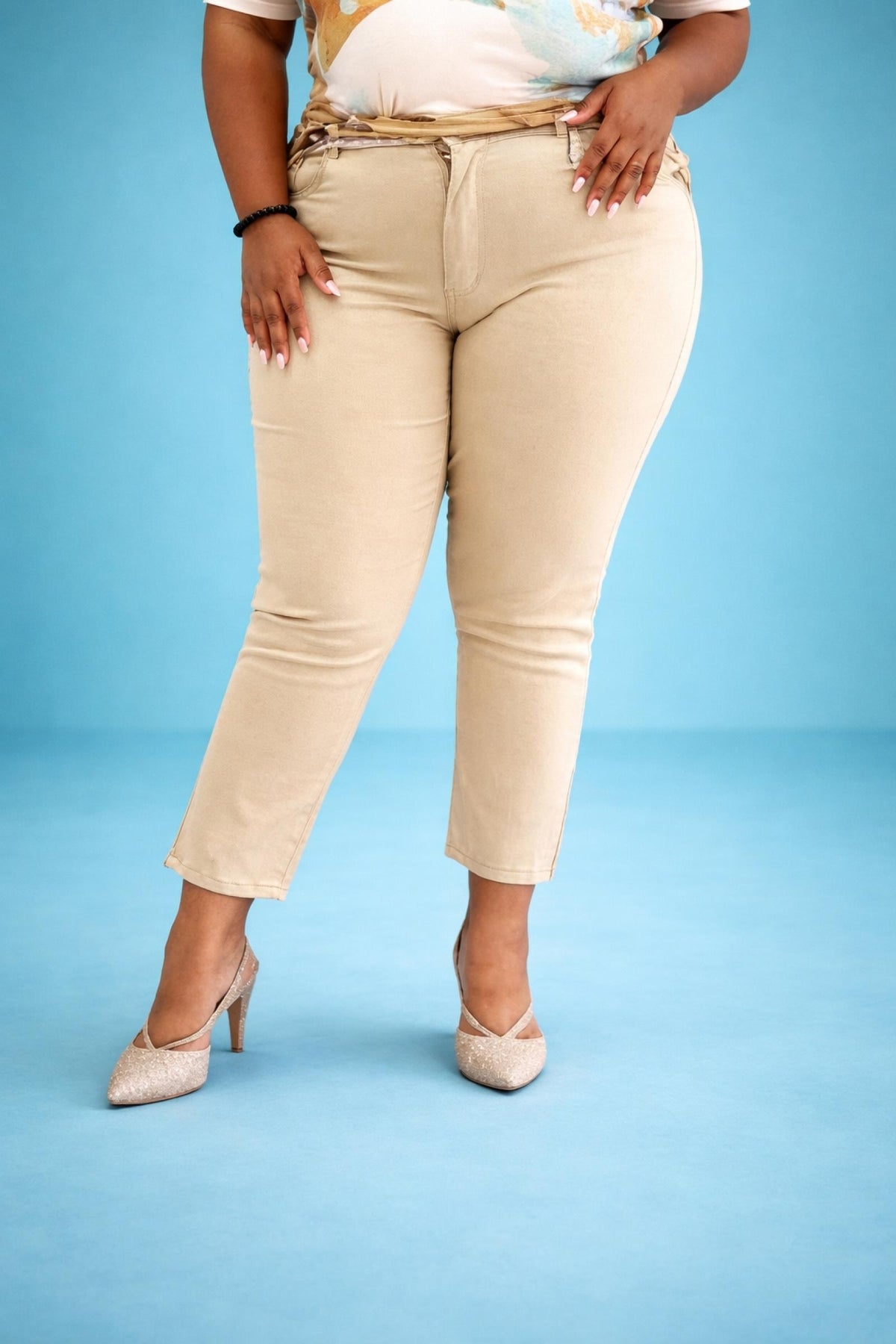 Pantacourt beige coupe ajustée Modèle Manon - vue 4