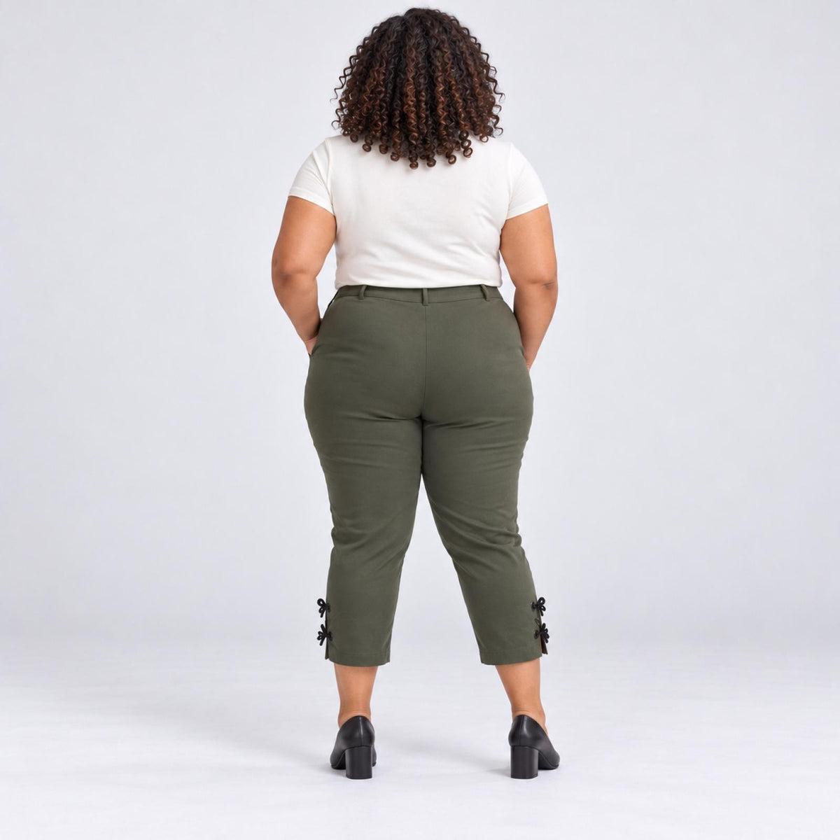 Pantalon 7/8 kaki à nœuds latéraux Modèle Kuala - Jean-Marc-Philippe - vue 3
