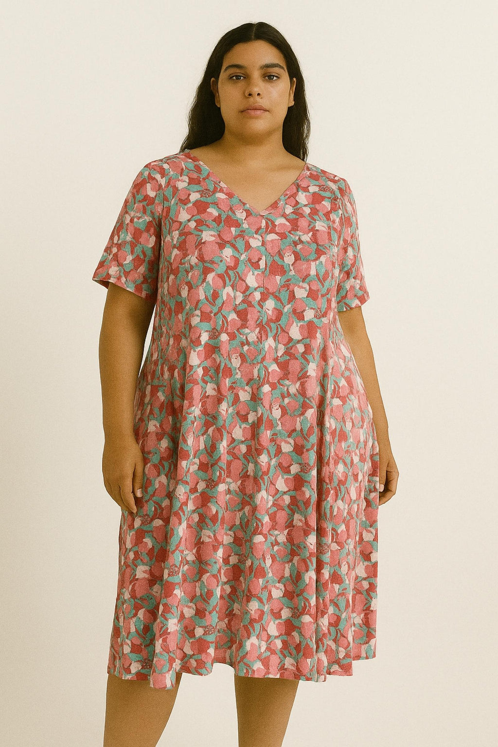 Robe casual grandes tailles florale rose Modèle Isabella - Santa Mode