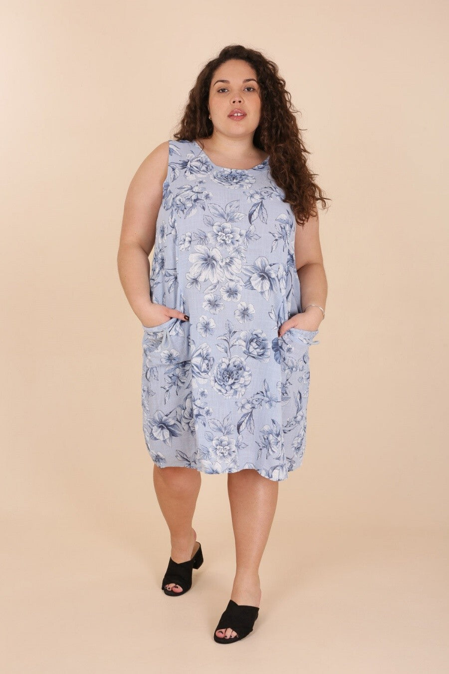 Robe grandes tailles bleu ciel imprimé floral Modèle Tarente - Santa Mode