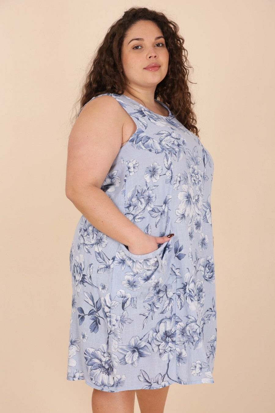 Robe grandes tailles bleu ciel imprimé floral Modèle Tarente - Santa Mode - vue 2