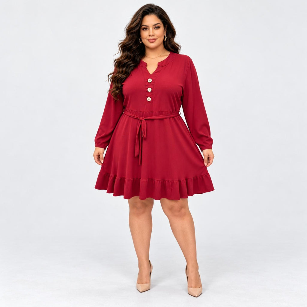 Robe grandes tailles bordeaux ceinturée col V à volant Modèle Aélis - vue 4