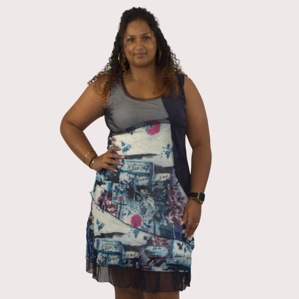 Robe grandes tailles imprimé artistique Modèle Mérida - Santa Mode