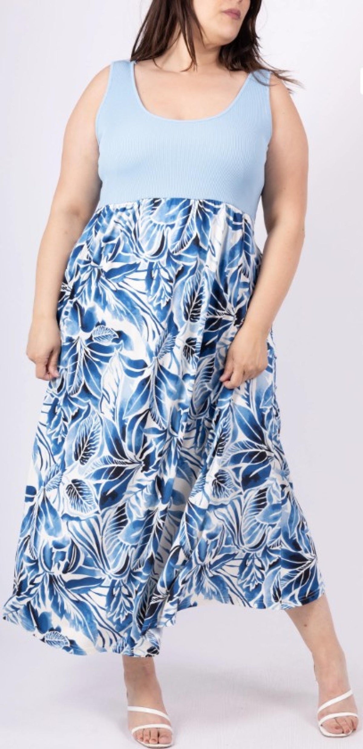 Robe grandes tailles longue imprimé tropical Modèle Bora - Santa Mode - vue 2