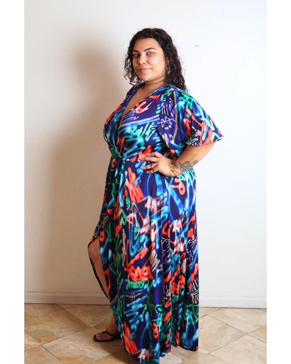 Robe longue grandes tailles cache-cœur Modèle Amanda - vue 3