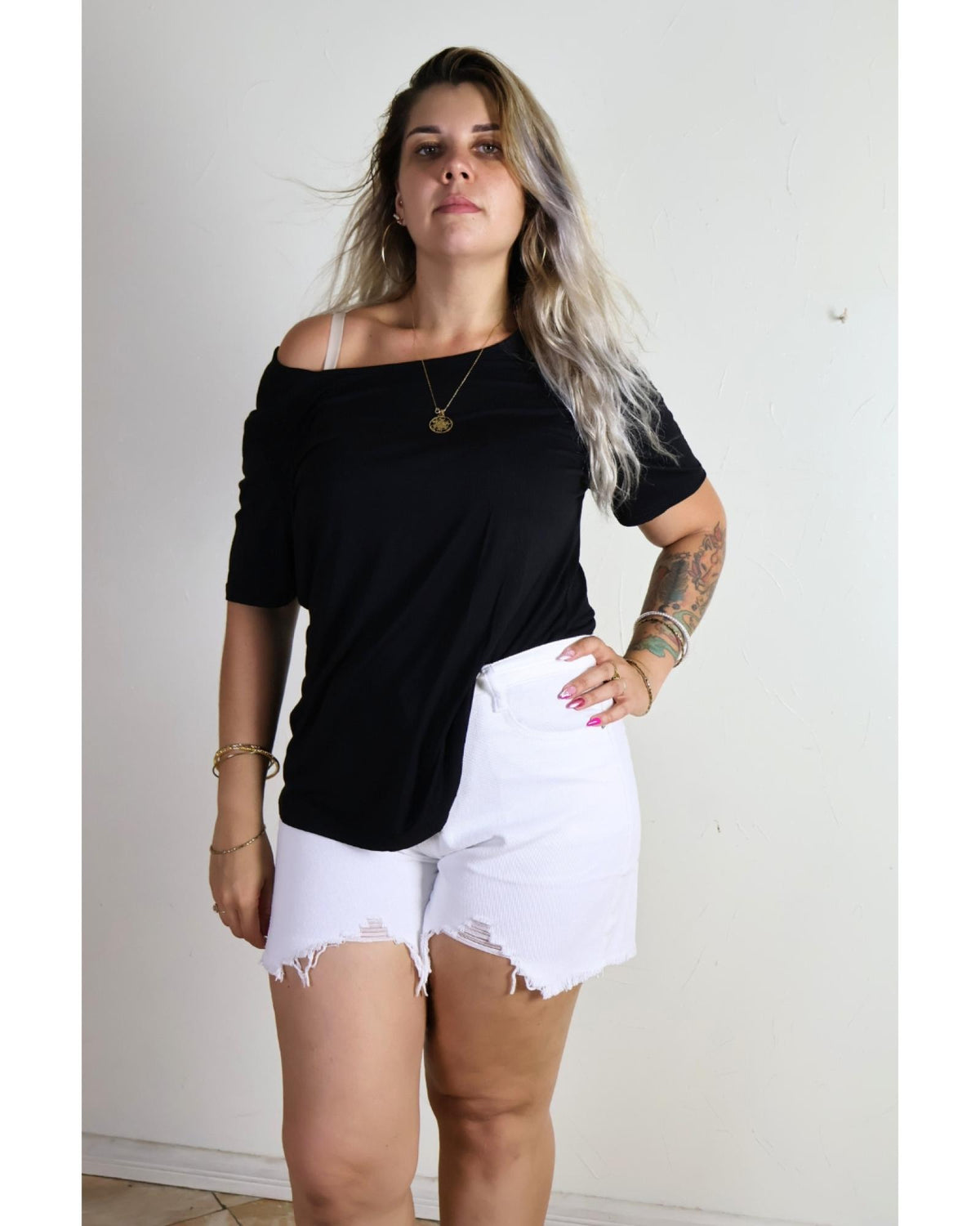 Short jean femme grandes tailles taille haute à ourlet effiloché