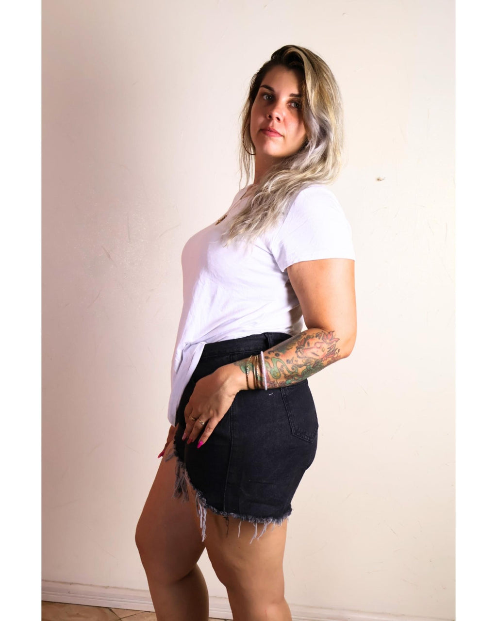 Short jean femme grandes tailles taille haute à ourlet effiloché - vue 3