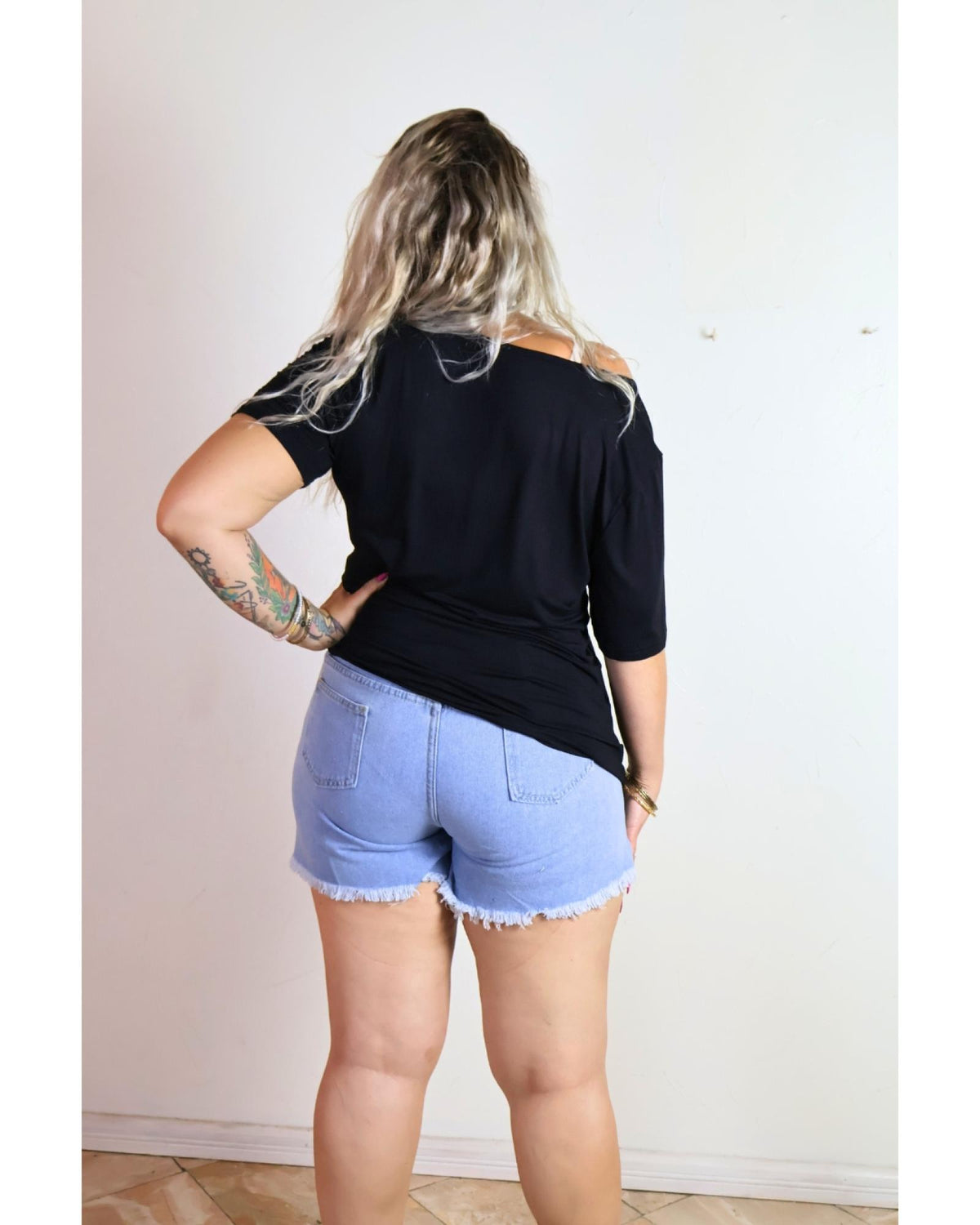Short jean femme grandes tailles taille haute à ourlet effiloché - vue 2