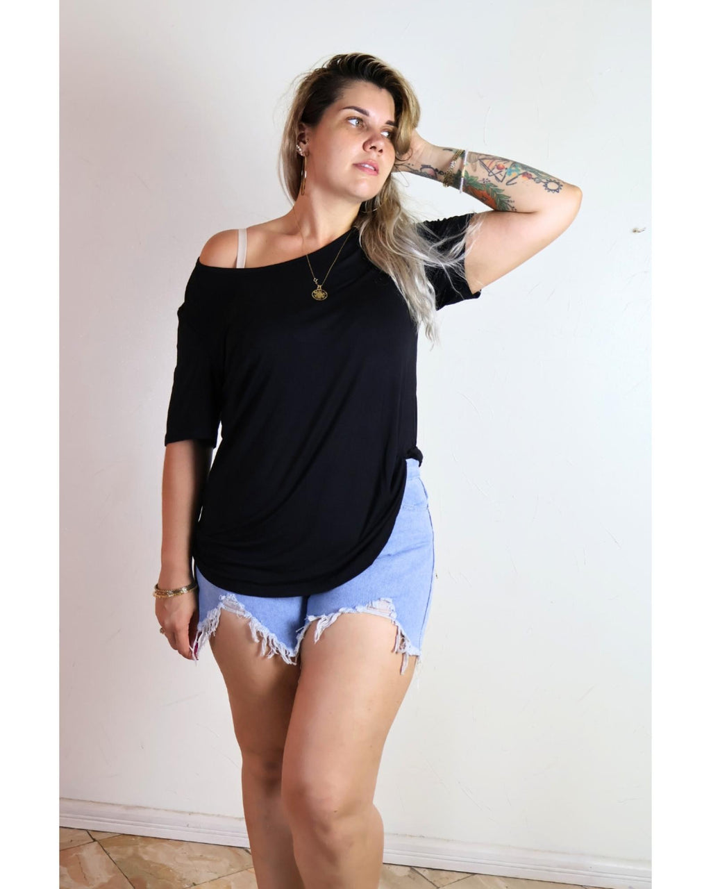 Short jean femme grandes tailles taille haute à ourlet effiloché - vue 4
