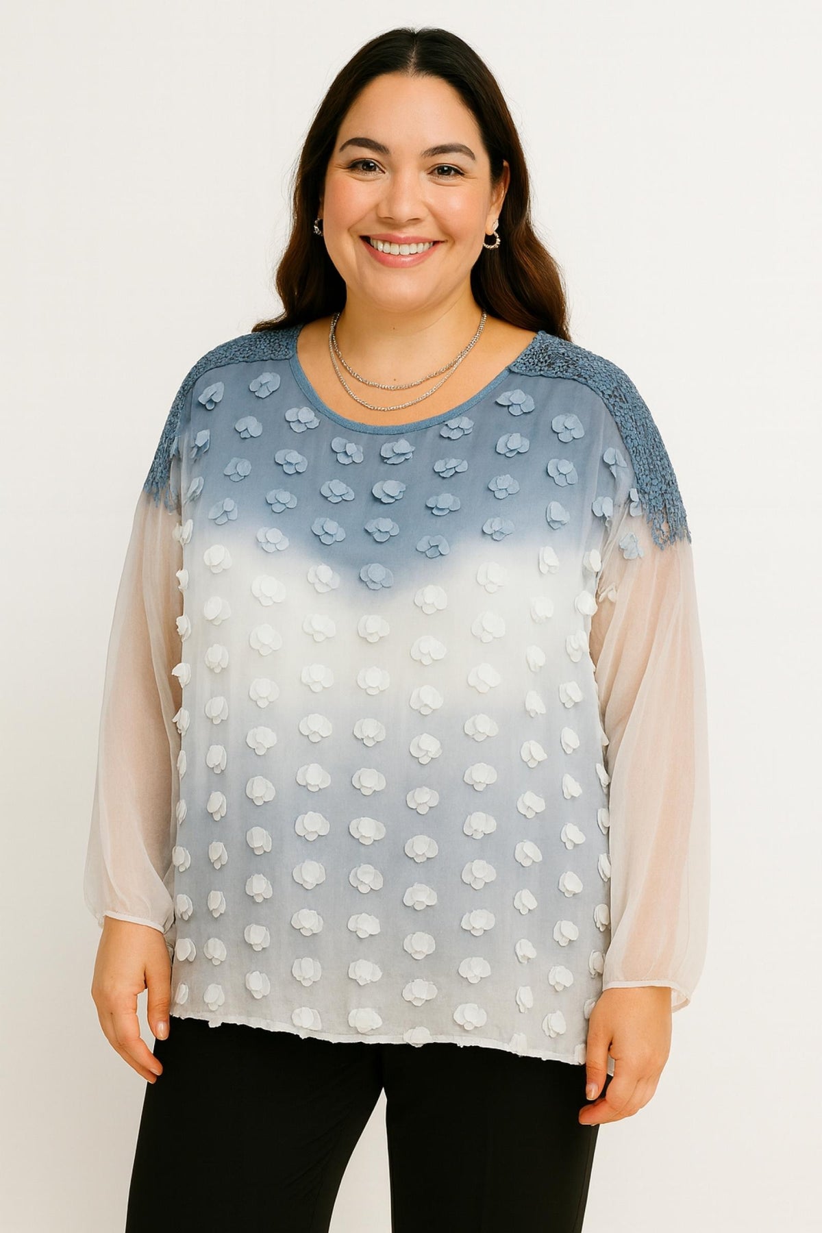 Top bleu dentelle Modèle Gabriella