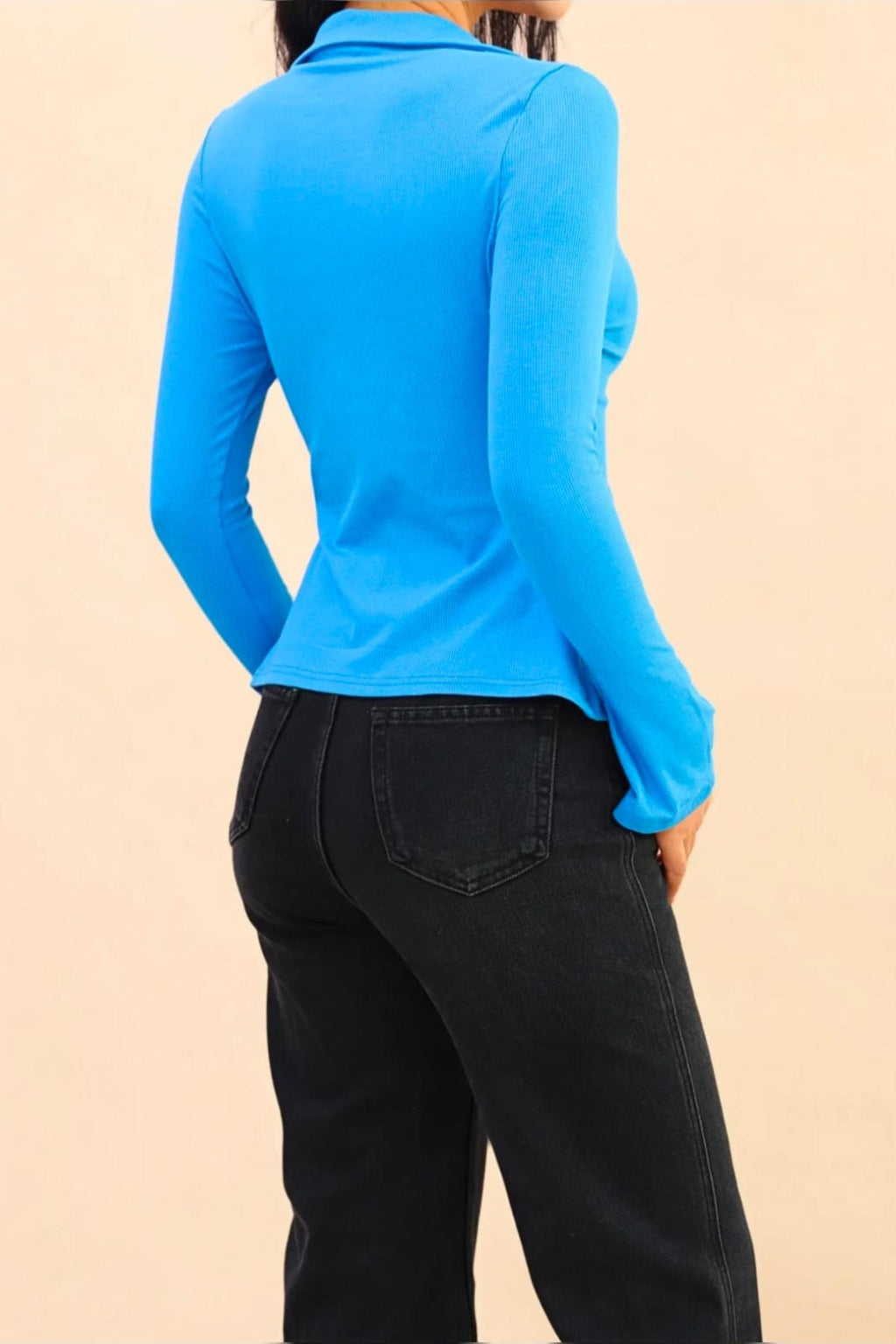 Top femme ajusté col chemise - Modèle Aria - Santa Mode - vue 4