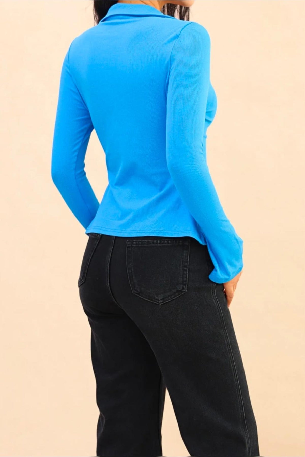 Top femme ajusté col chemise - Modèle Aria - Santa Mode - vue 4