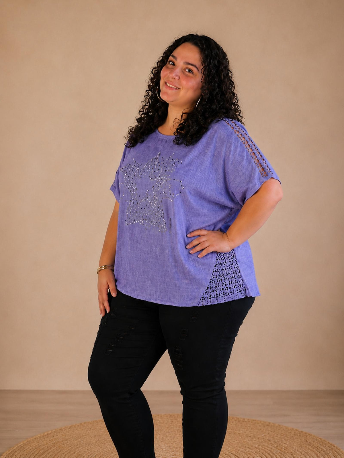 Top femme grandes tailles brodé à paillettes Modèle Lavande