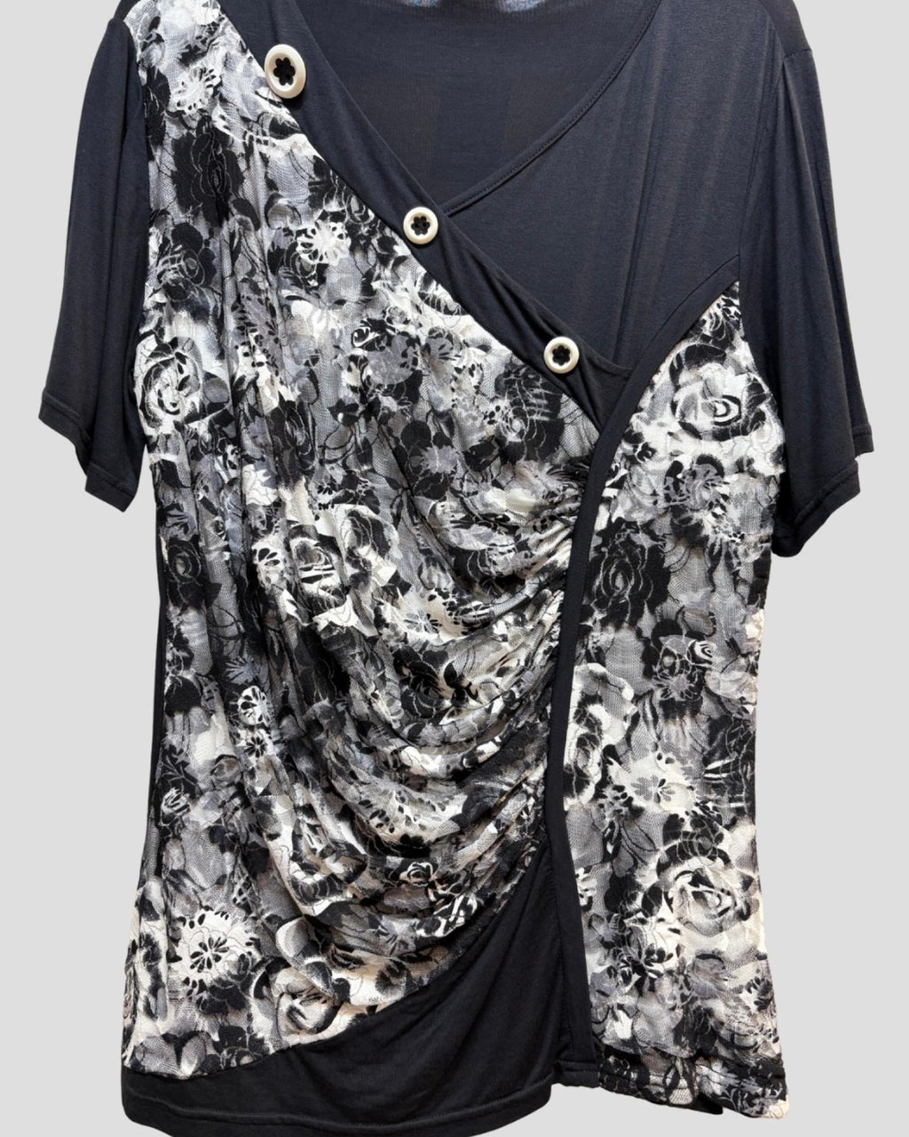 Top femme grandes tailles fleuri Modèle Minuit Sauvage - Santa Mode - vue 2