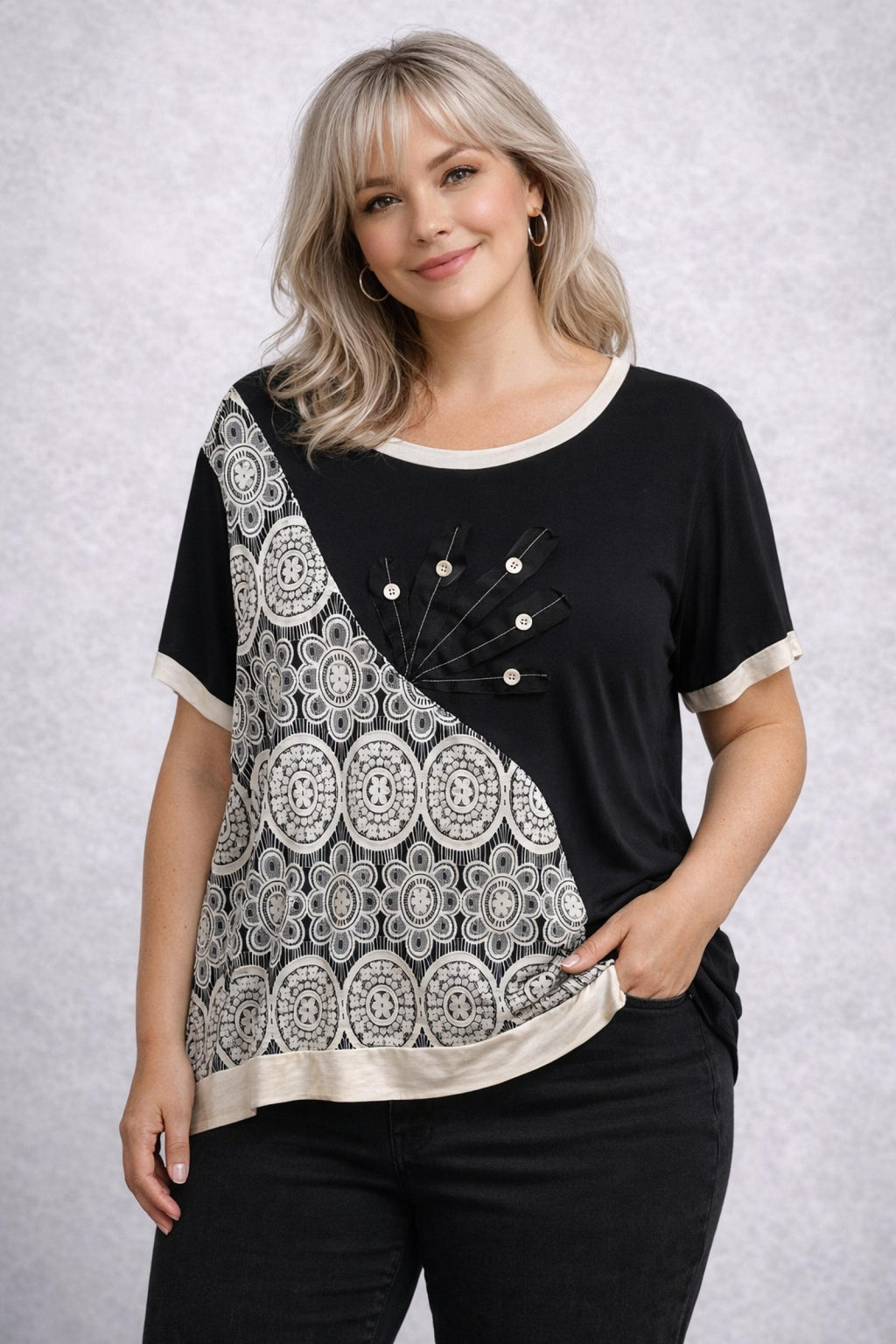 Top femme grandes tailles fleuri Modèle Vali