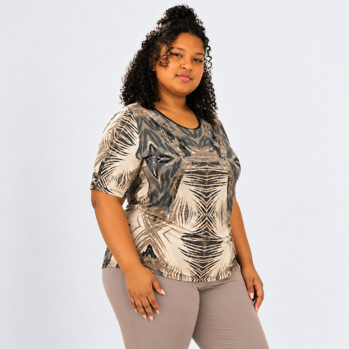 Top femme imprimé géométrique dos ouvert Modèle Selina - vue 4