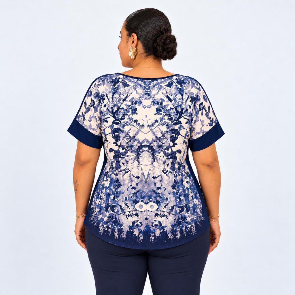 Top grandes tailles imprimé fleuri bleu nuit Modèle Vittoria - vue 2