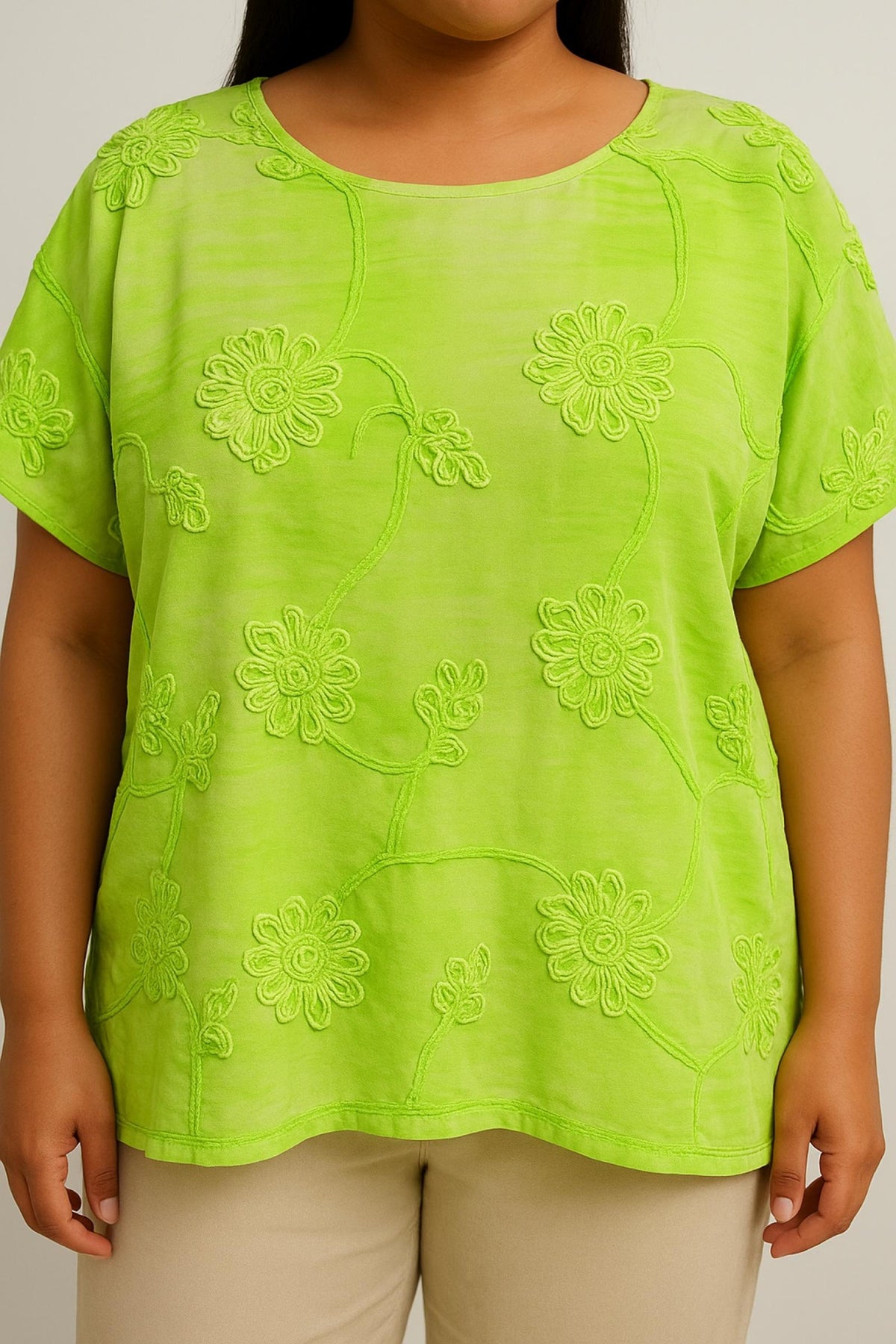 Top vert à fleurs en relief Modèle Isley